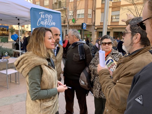 Carrasco promete remodelar la Ronda Vinatea tras escuchar a los vecinos del Distrito Norte