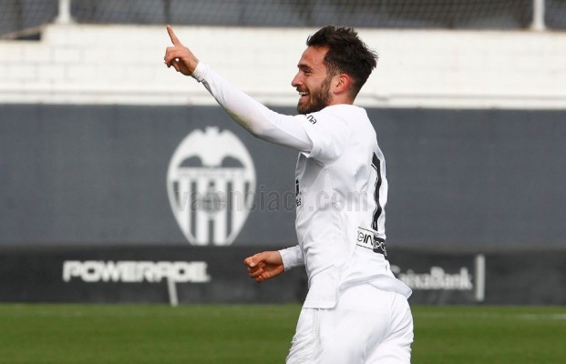 Moyano y Lolo Plá le dan un respiro al VCF Mestalla