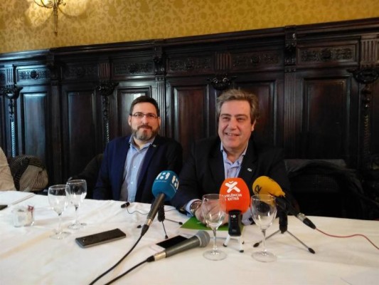 Vox contrata a una empresa para examinar a sus candidatos y evitar que se le cuelen 