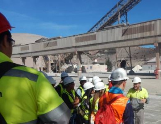 El Consell impone a Lafarge la sanción mínima por las emisiones de su cantera en Fontcalent