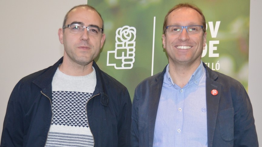 Santi Pérez, el nuevo portavoz socialista en la Diputación, junto a Ernest Blanch, secretario general del PSPV-PSOE en la provincia de Castellón. - 