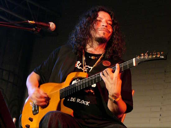 Raimundo Amador presenta su nuevo disco titulado '60 Aniversario'