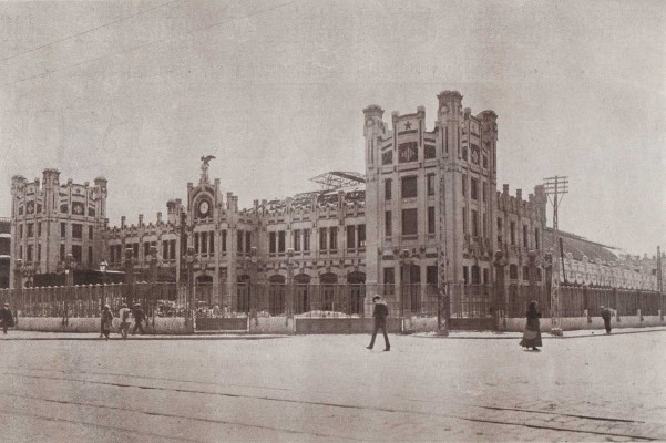 Una estación, cinco novelistas, cien años