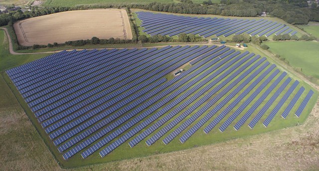 La valenciana Grupo Zaragozá construye una planta fotovoltaica para Coca Cola European Partners