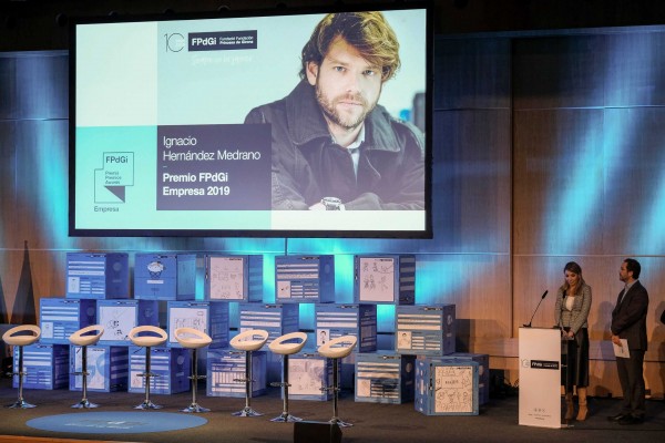 Premian al neurólogo alicantino Ignacio Hernández Medrano por su 'Aranzadi' de los historiales clínicos