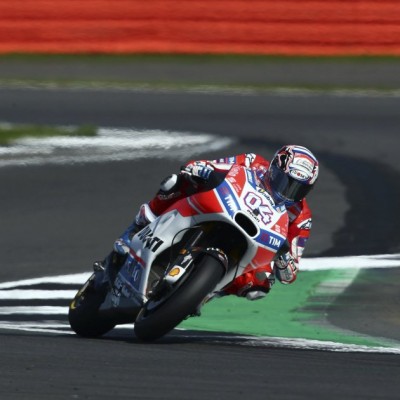 Dovizioso contento por llegar líder a Misano pero con 