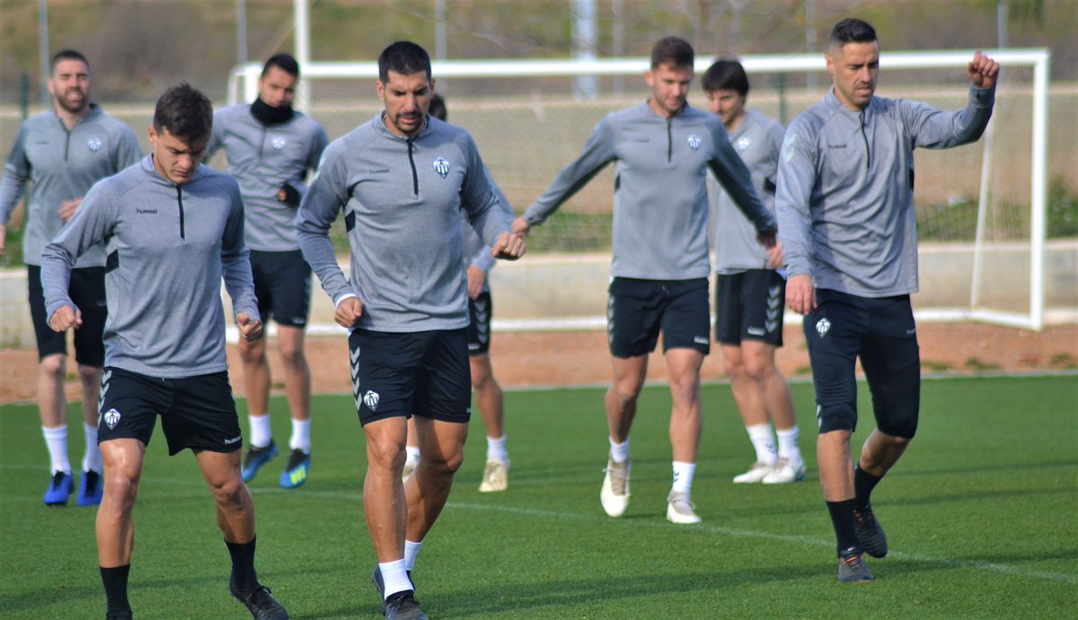 Las penurias fuera de Castalia