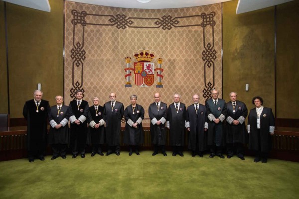 El Constitucional prohíbe el referéndum independentista