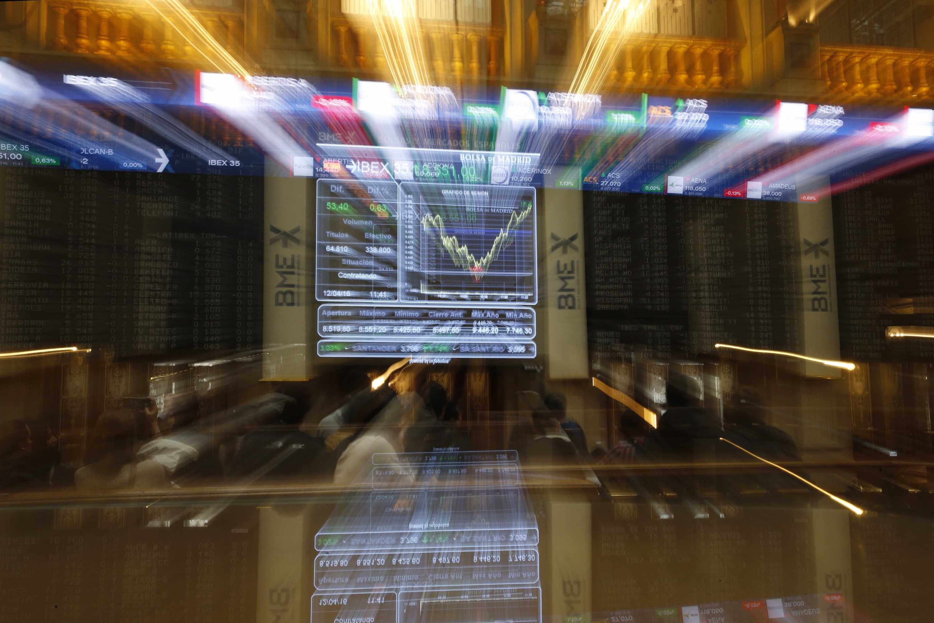 Los grandes patrimonios frenan su apuesta en mercados privados por altos costes y baja liquidez, según WTW