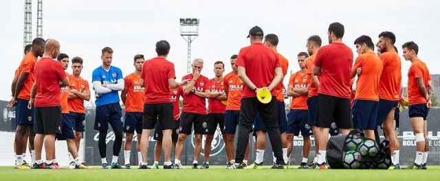 Guedes, Pereira y Paulista, se estrenan en una convocatoria