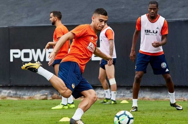 Marcelino 'adoctrina' a Pereira