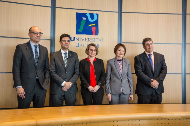 La rectora Eva Alcón (UJI) reclama una financiación plurianual para la universidad pública valenciana