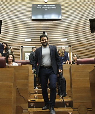 Aprobado el decreto ley de plurilingüismo con el PP en contra y la ausencia de Ciudadanos