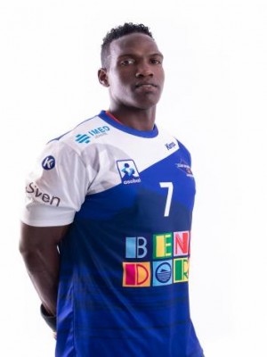 El Benidorm pierde a Noelvis Robles lo que resta de curso por una lesión en la rodilla

