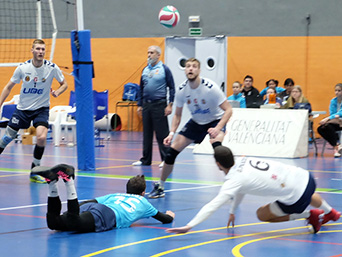 Derrota honrosa del UBE L'Illa Grau ante Unicaja Almería antes de afrontar la Copa del Rey