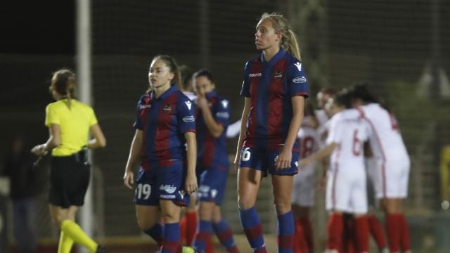 El Levante cae por penaltis en las semifinales de Copa ante el Sevilla