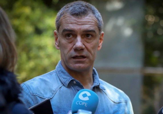 Cantó ya ejerce de portavoz sin ganar las primarias y se carga el pacto antiVox que había firmado Cs
