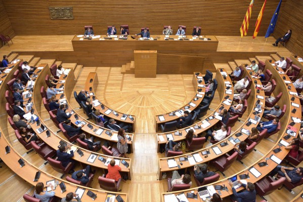 PSPV, Compromís, Cs y Podemos acuerdan limitar sus propuestas en debate general