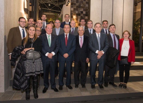 La CEV destaca los beneficios del acceso norte al Puerto de València para los intereses del azulejo
