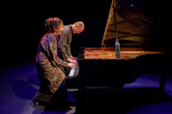 Los pianistas Martínez-Pierret y De Chassy interpretan a Mozart en clave de jazz