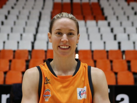 Anna Gómez: 