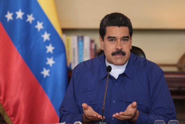 Maduro ve bien adelantar las parlamentarias en Venezuela pero no las presidenciales
