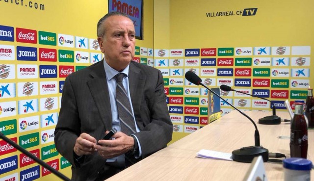 Roig asume la responsabilidad de la marcha de Luis García y la vuelta de Calleja