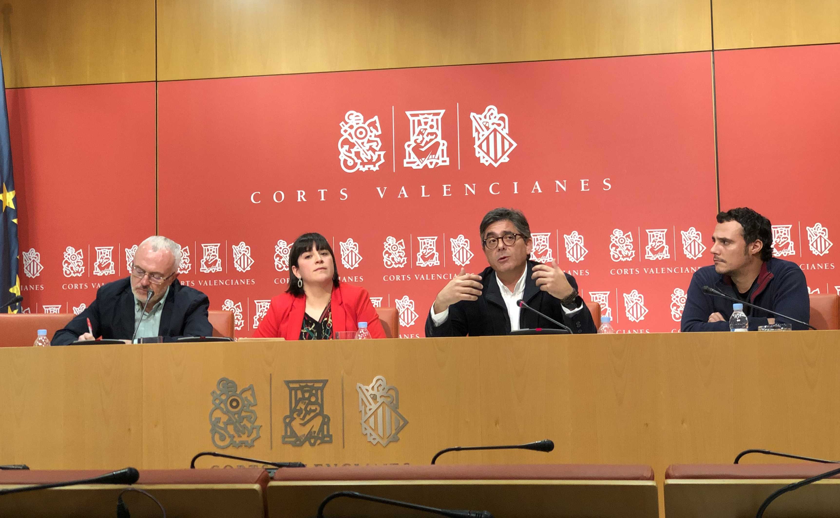 Les Corts se declaran incapaces de cuantificar el agujero de Ciegsa tras tres años de comisión