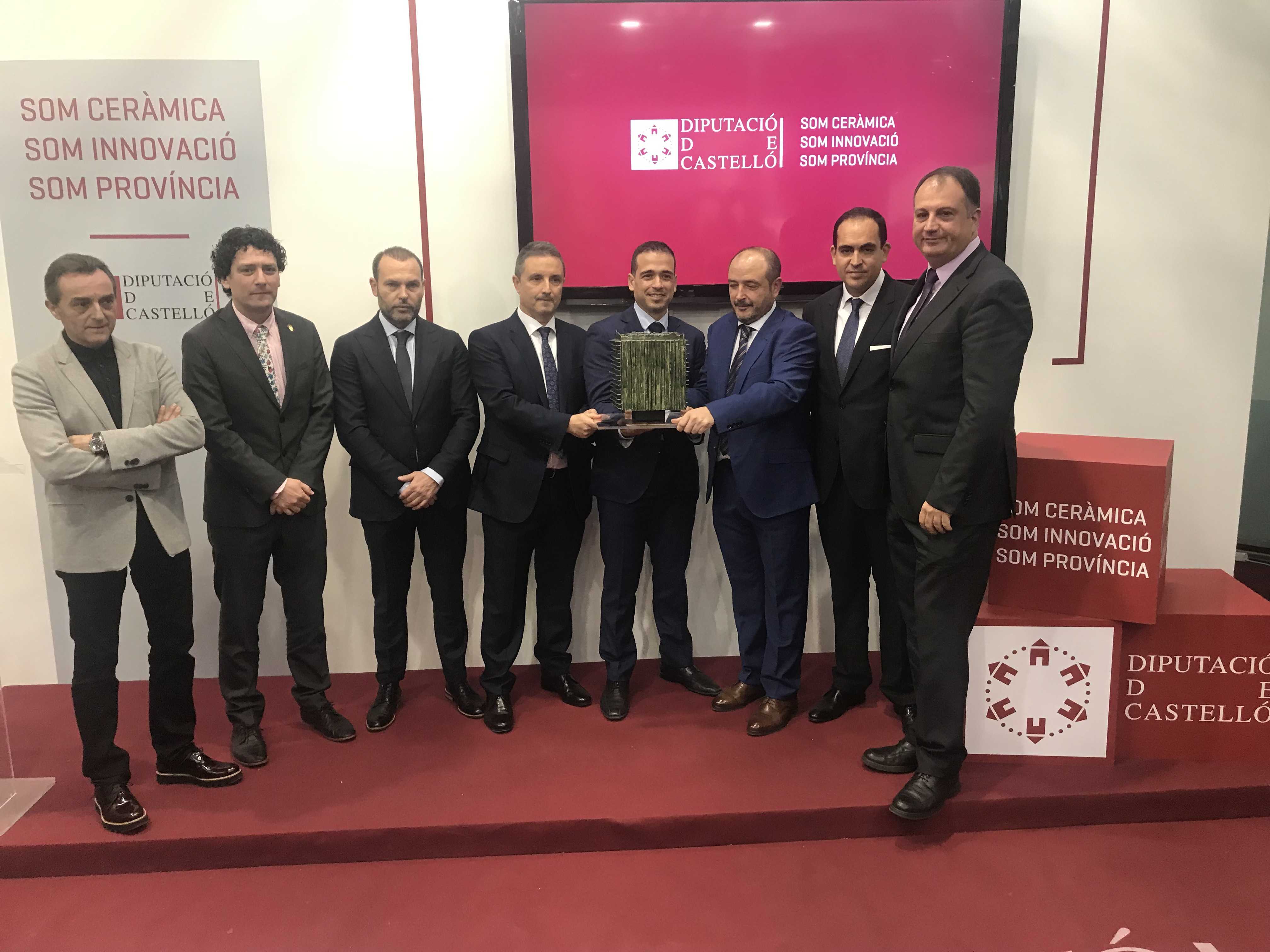 La empresa Exagres, de Betxí, logra el premio 'Som Ceràmica' a la Innovación en Aplicaciones Urbanas