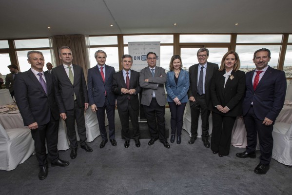 Empresarios aragoneses y valencianos reivindican en Madrid el Corredor Cantábrico-Mediterráneo 