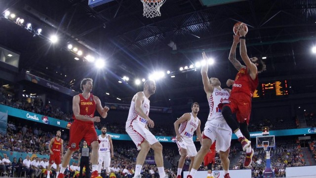 España lucha con Turquía por estar en los cuartos de final