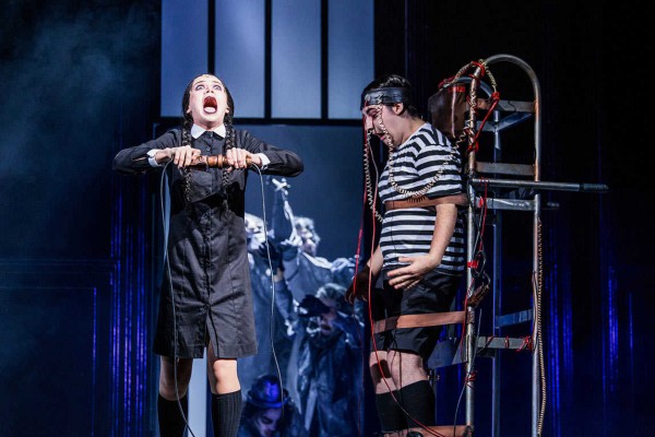 La Familia Addams visita el Teatro Olympia 