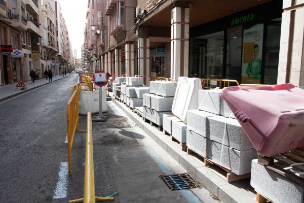 La oposición de Elche fuerza en pleno paralizar las obras de Alfonso XII; el tripartito no lo hará