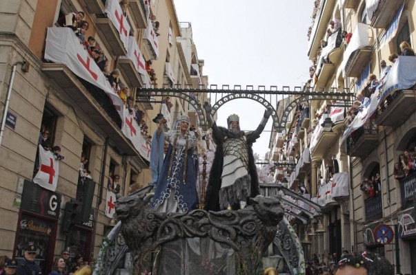 El CVC respalda que los  Moros y Cristianos de Alcoy sean Bien de Interés Cultural Inmaterial 