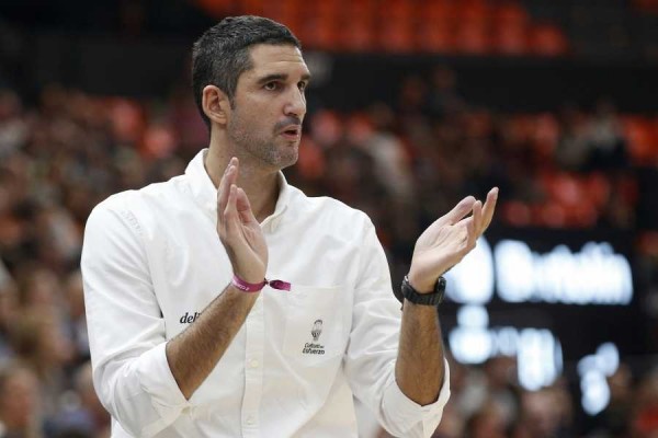 Rubén Burgos: 