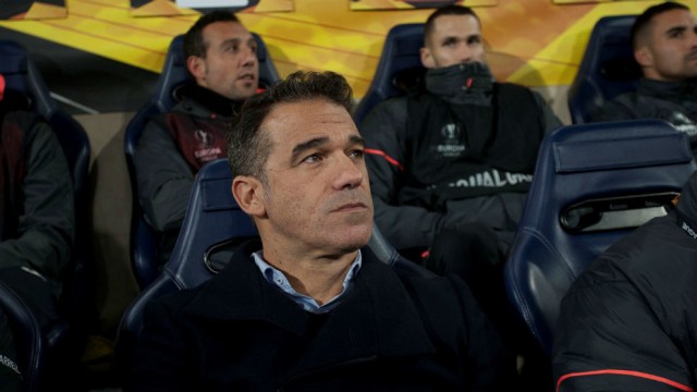 Luis García firma el peor arranque de un técnico en el Villarreal