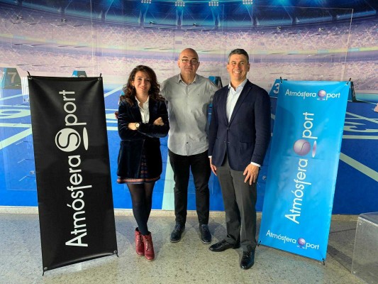 BBVA firma un acuerdo de colaboración con Atmósfera Sport