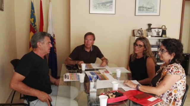 El pequeño comercio de Alicante se revuelve: no quiere libertad horaria los días de la Volvo