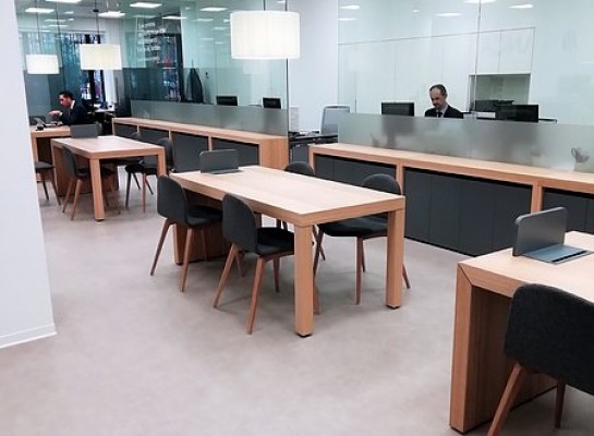 Abanca inaugura en València su nuevo modelo de oficinas