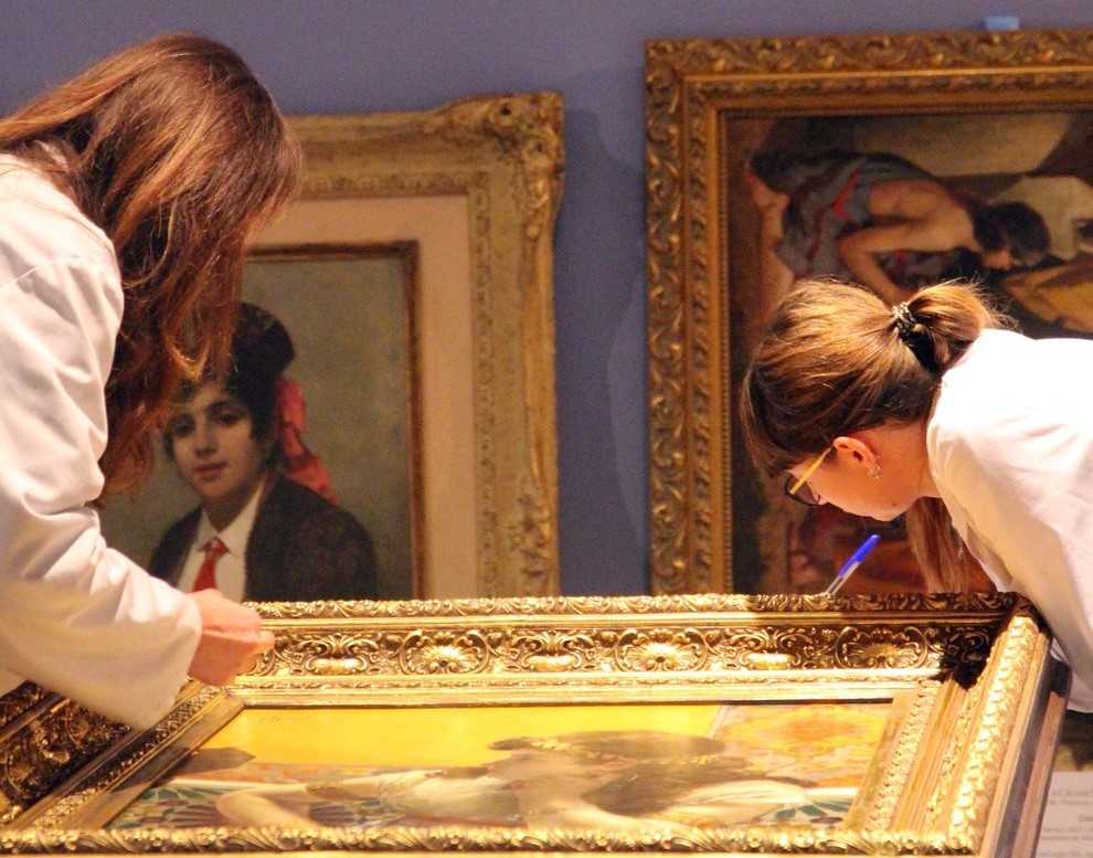 Orihuela hace justicia con Agrasot y exhibe el legado de su pintor más insigne