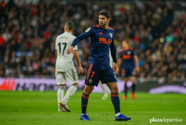 Guedes pasa consulta en Portugal y podría volver al césped en dos semanas