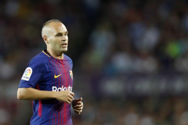 Iniesta niega que exista un principio de acuerdo para cerrar su renovación
