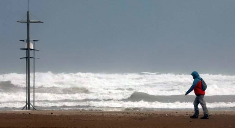 El 112 decreta la preemergencia nivel naranja por fuertes vientos en la Comunitat Valenciana
