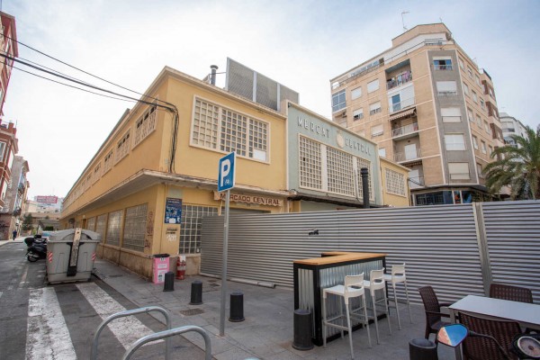 Aviso a navegantes del PP de Elche: cumplirá el contrato del Mercado Central si gobierna en mayo