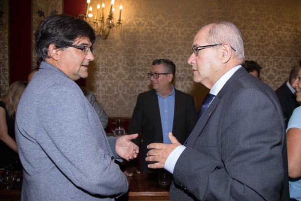 Guanyar persiste con otra iniciativa para que el PP corrija las 2.300 casas de Pino y Ruaya