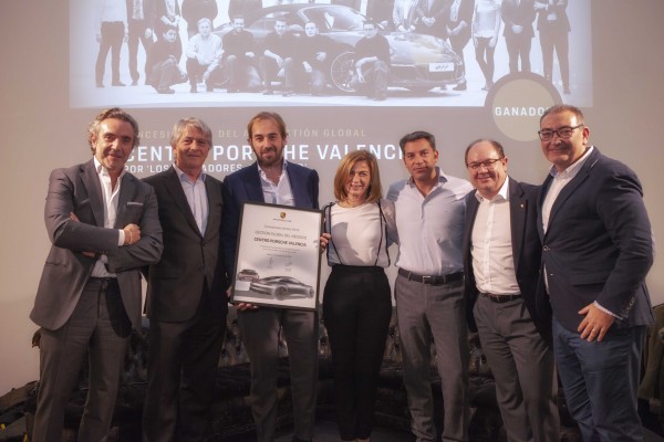 Centro Porsche Valencia reconocido como Mejor Concesionario del Año 2018