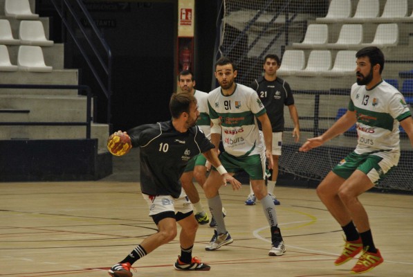 Agustinos logra la victoria en su debut