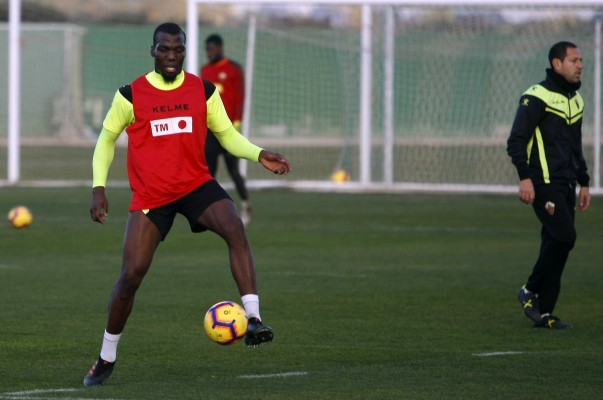 El Elche casi descarta el fichaje Florentin Pogba