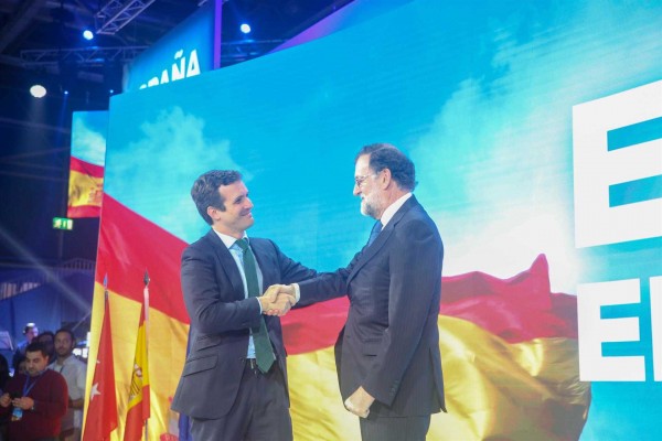 Rajoy llama al PP a 