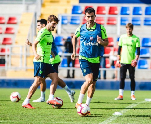 Postigo estará cuatro semanas de baja